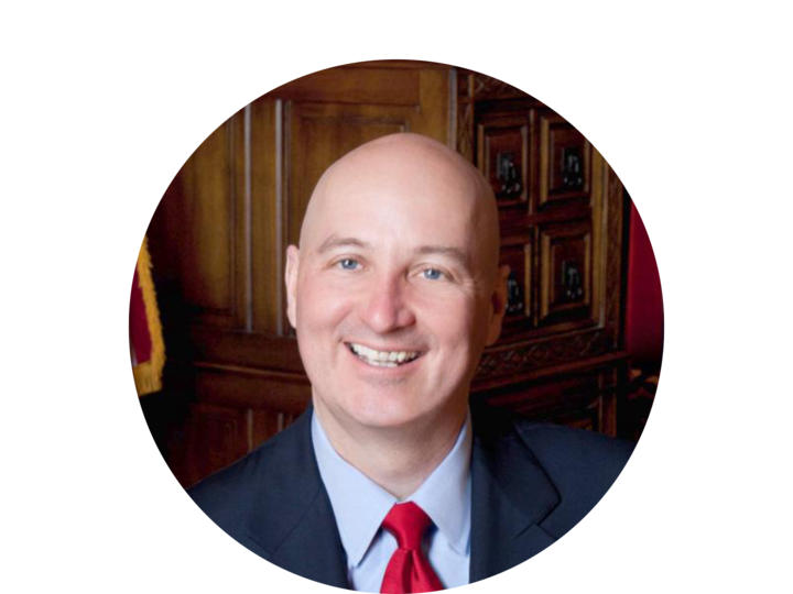 Headshot of Pete Ricketts